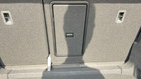 Used Skoda Karoq 2024 for sale - 75451639: Photo 54