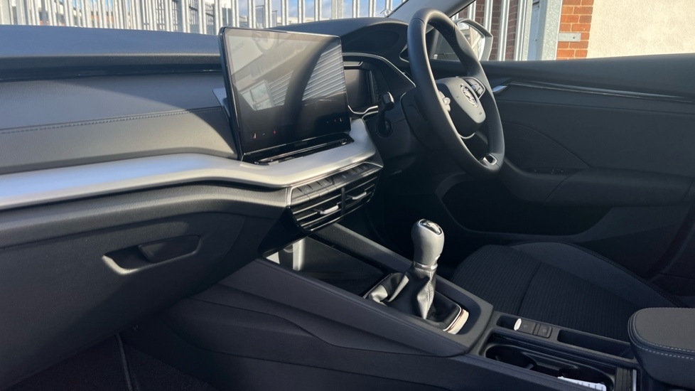 Used Skoda Octavia 2024 for sale - 76873485: Photo 2