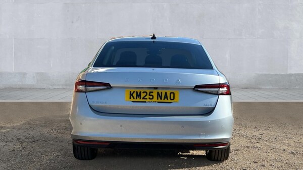 Used Skoda Superb 2025 for sale - 76007784: Photo 11