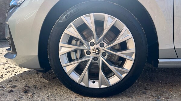 Used Skoda Superb 2025 for sale - 76007784: Photo 19