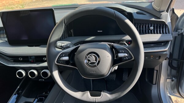 Used Skoda Superb 2025 for sale - 76007784: Photo 27