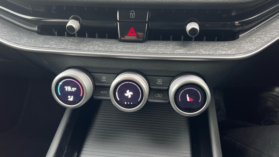 Used Skoda Superb 2025 for sale - 76007784: Photo 32