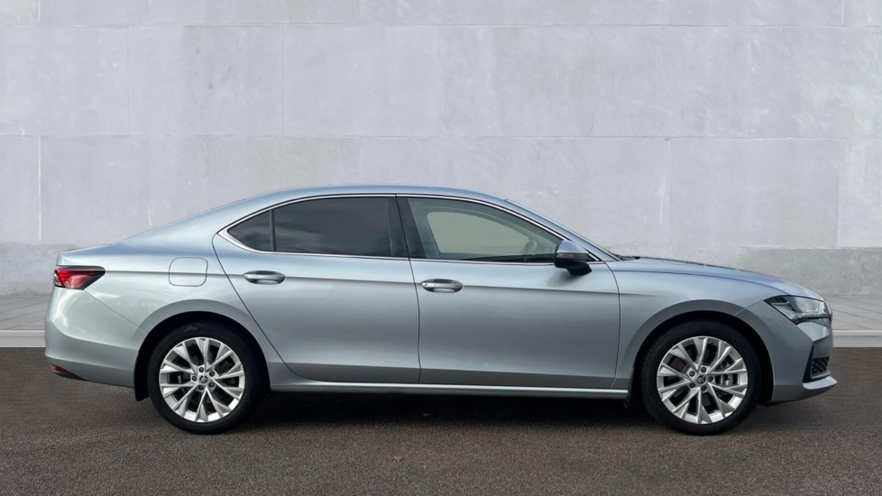 Used Skoda Superb 2025 for sale - 76007784: Photo 4