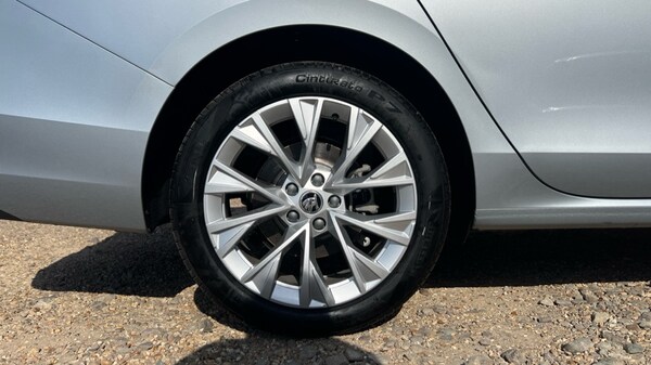 Used Skoda Superb 2025 for sale - 76007784: Photo 5