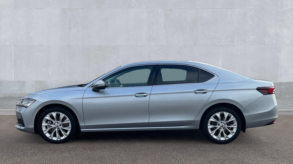 Used Skoda Superb 2025 for sale - 76007784: Photo 9