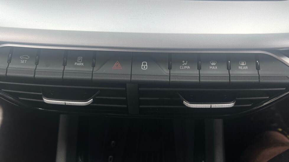 Used Skoda Octavia 2024 for sale - 76580232: Photo 64