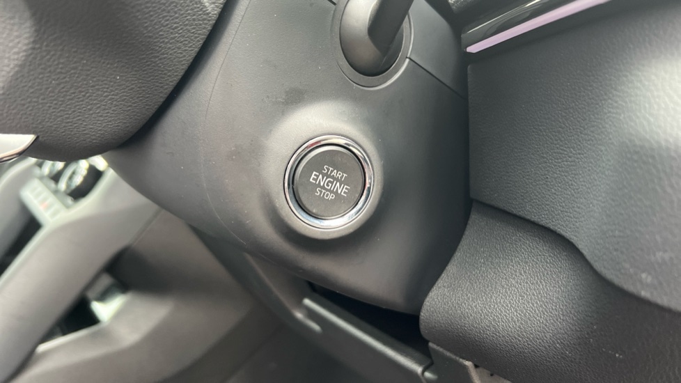 Used Skoda Karoq 2025 for sale - 76100029: Photo 43