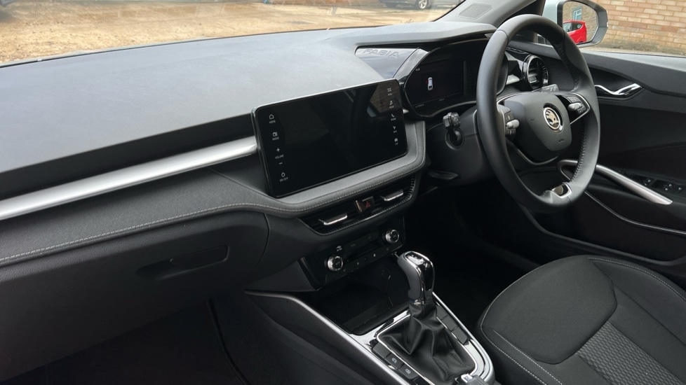 Used Skoda Fabia 2024 for sale - 76176336: Photo 2