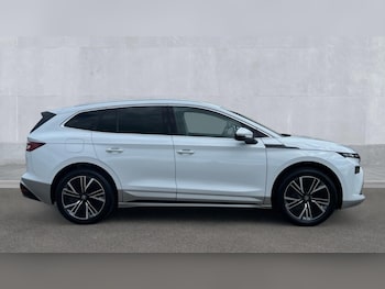 Used Skoda Enyaq 2025 for sale - 75472549: Photo