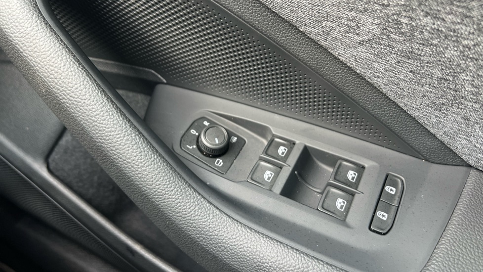 Used Skoda Superb 2024 for sale - 76447311: Photo 43