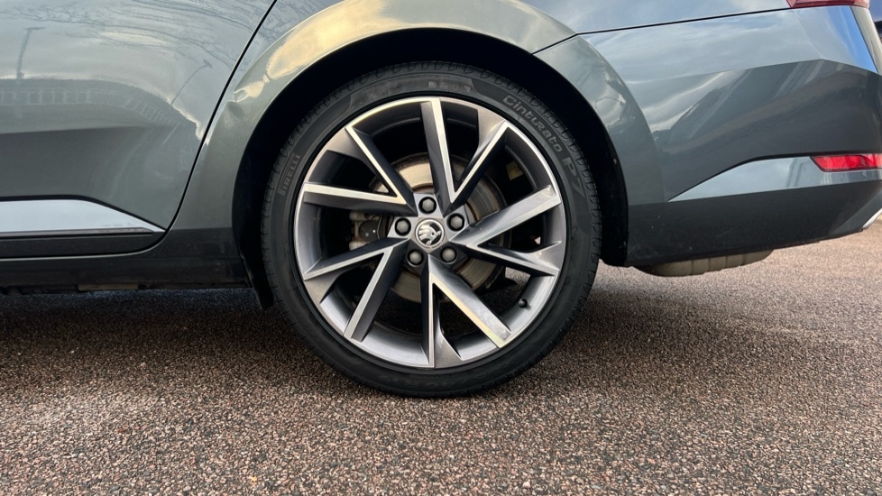 Used Skoda Superb 2021 for sale - 76874758: Photo 18