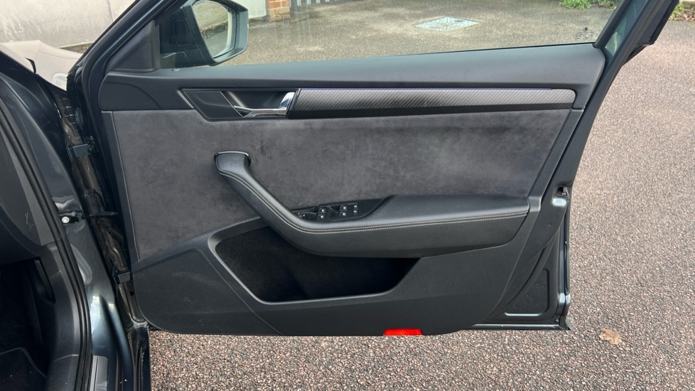 Used Skoda Superb 2021 for sale - 76874758: Photo 35