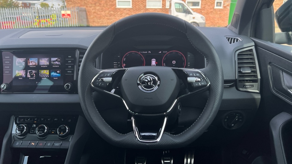 Used Skoda Karoq 2024 for sale - 76868939: Photo 27