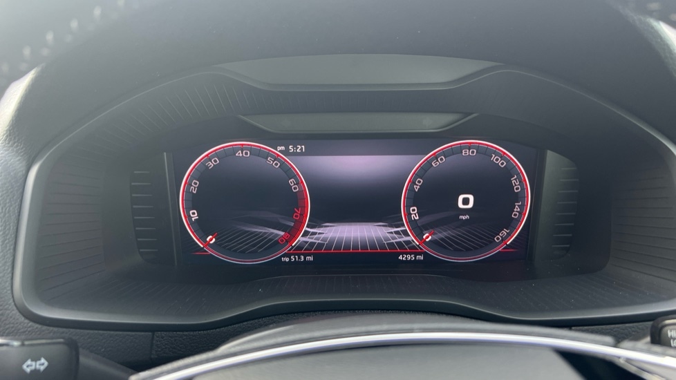 Used Skoda Karoq 2024 for sale - 76868939: Photo 62