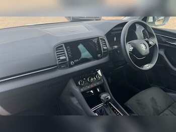 Used Skoda Karoq 2024 for sale - 75472729: Photo