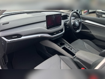 Used Skoda Enyaq 2024 for sale - 76229391: Photo 2