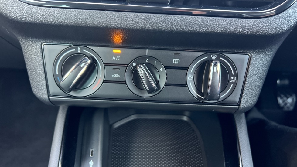 Used Skoda Kamiq 2023 for sale - 76870153: Photo 32