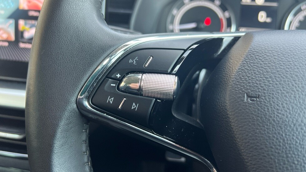 Used Skoda Kamiq 2023 for sale - 76870153: Photo 33