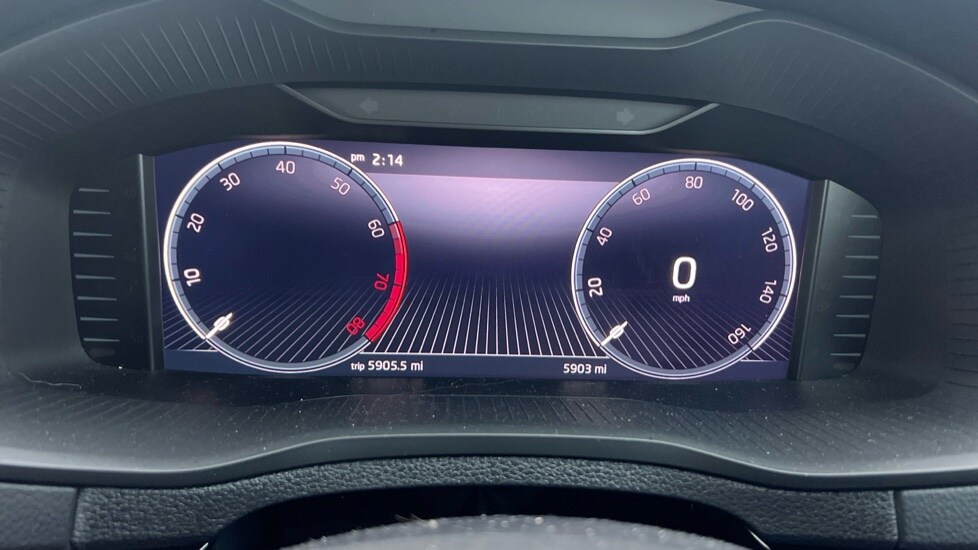 Used Skoda Karoq 2025 for sale - 76888870: Photo 14