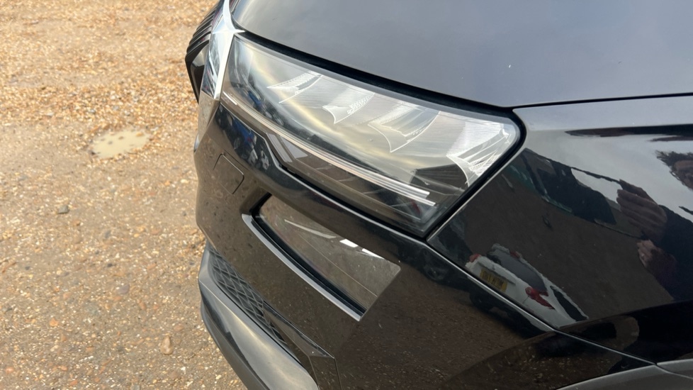 Used Skoda Karoq 2025 for sale - 76888870: Photo 30