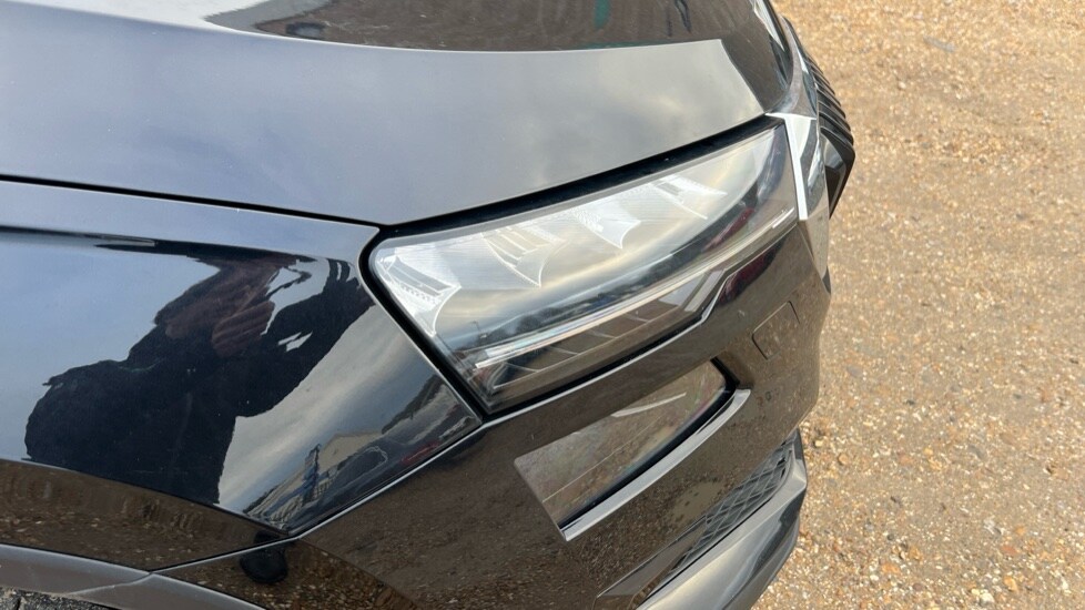 Used Skoda Karoq 2025 for sale - 76888870: Photo 32