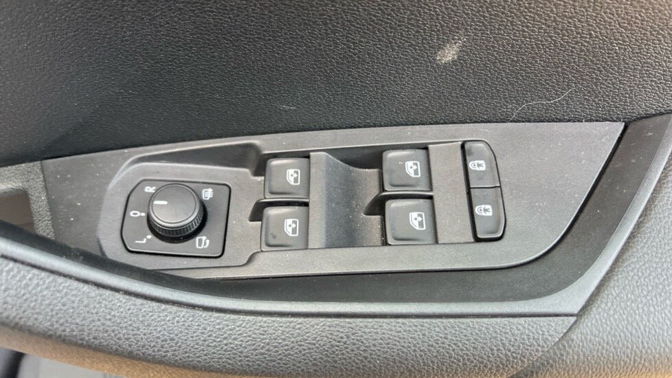 Used Skoda Karoq 2025 for sale - 76888870: Photo 34