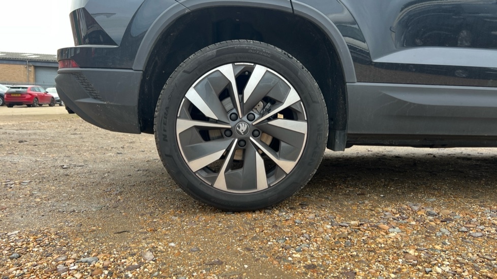 Used Skoda Karoq 2025 for sale - 76888870: Photo 5