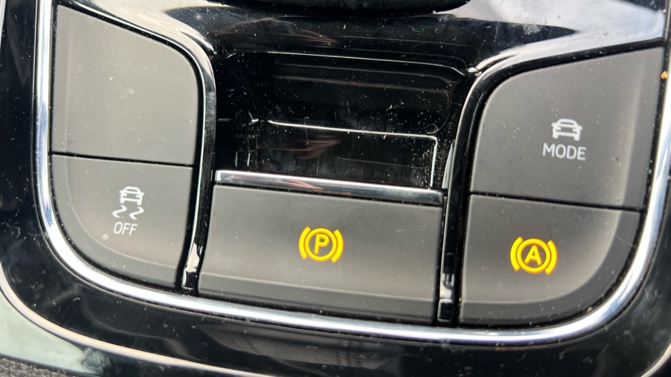 Used Skoda Karoq 2025 for sale - 76888870: Photo 58