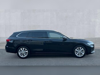 Used Skoda Superb 2024 for sale - 76328023: Photo