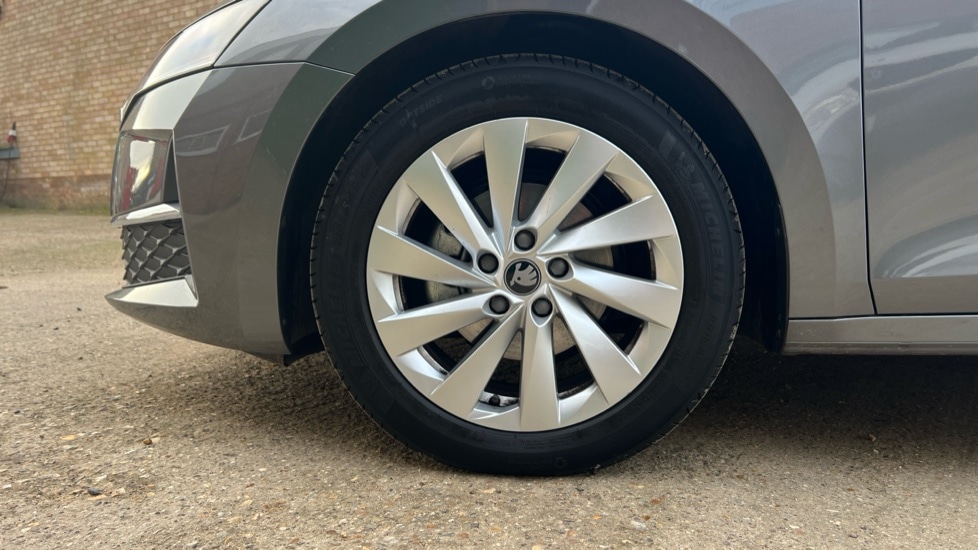 Used Skoda Octavia 2025 for sale - 76873507: Photo 5