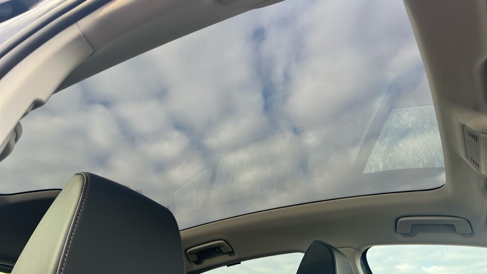 Used Skoda Enyaq 2025 for sale - 76871710: Photo 42