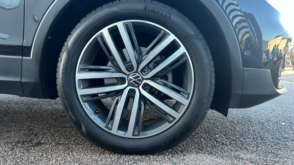 Used Volkswagen Tiguan 2020 for sale - 76869531: Photo 17