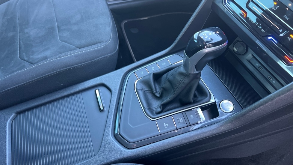 Used Volkswagen Tiguan 2020 for sale - 76869531: Photo 28