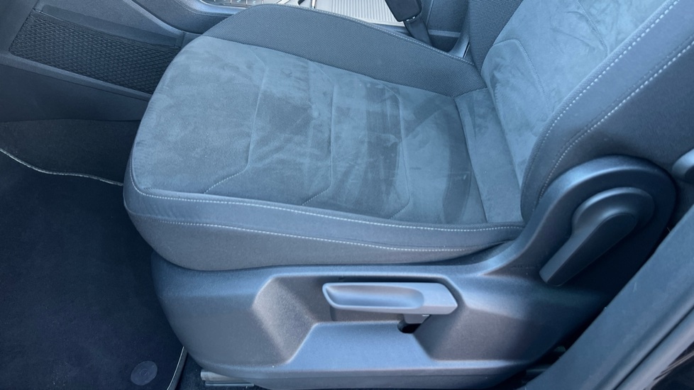 Used Volkswagen Tiguan 2020 for sale - 76869531: Photo 32