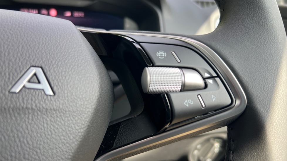 Used Skoda Karoq 2025 for sale - 76458740: Photo 29