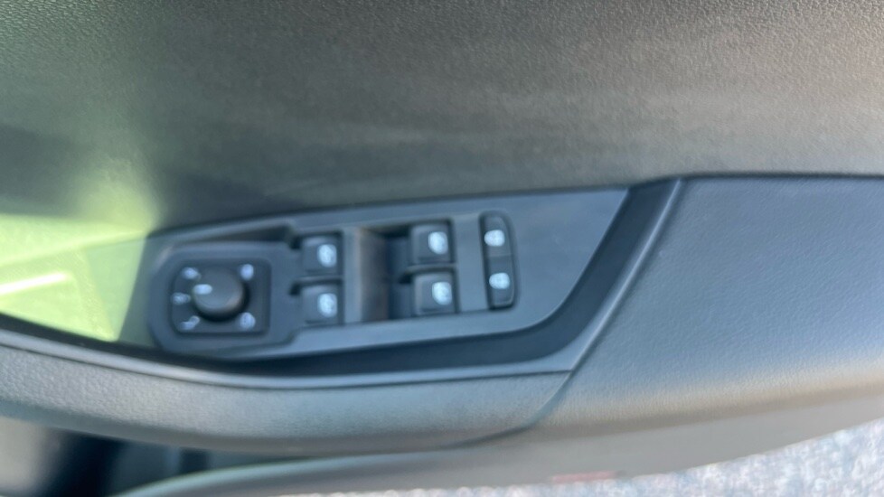 Used Skoda Karoq 2024 for sale - 76872991: Photo 34