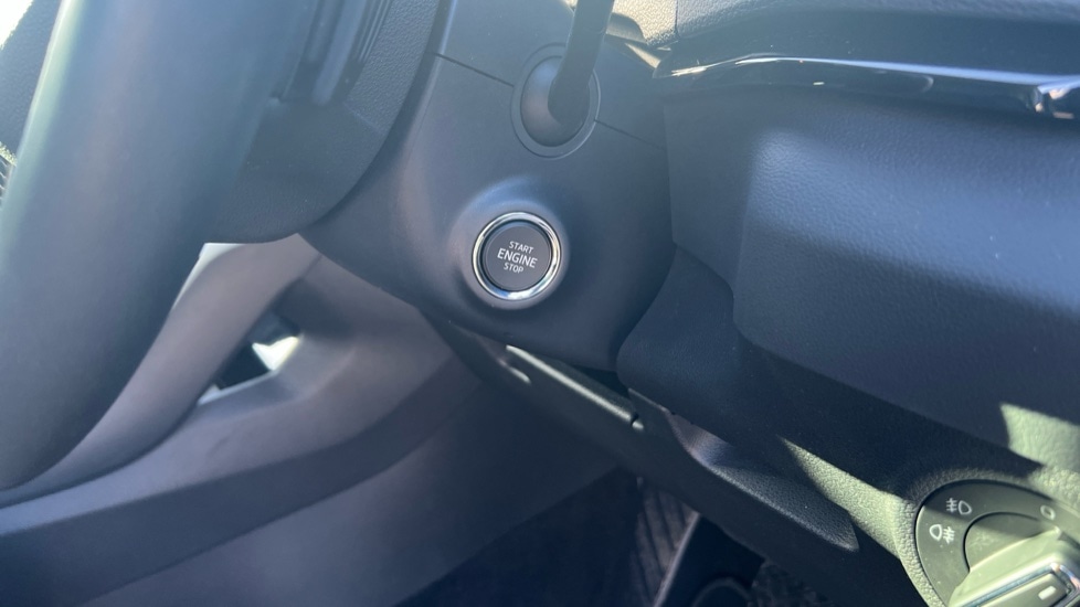 Used Skoda Karoq 2024 for sale - 76872991: Photo 36