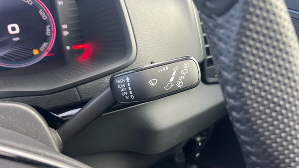 Used Skoda Karoq 2024 for sale - 75451876: Photo 37