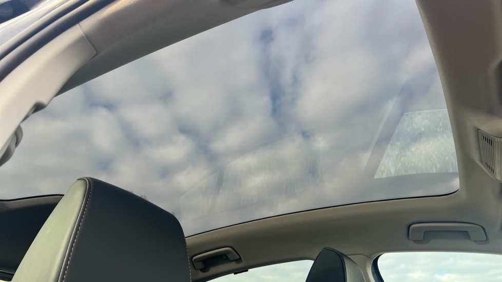 Used Skoda Enyaq 2025 for sale - 76937528: Photo 42