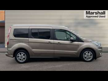 Used Ford Grand Tourneo Connect 2019 for sale - 74904776: Photo