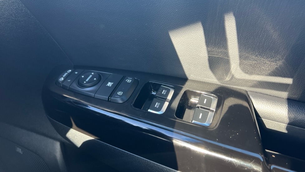 Used Kia Sportage 2021 for sale - 76875041: Photo 30