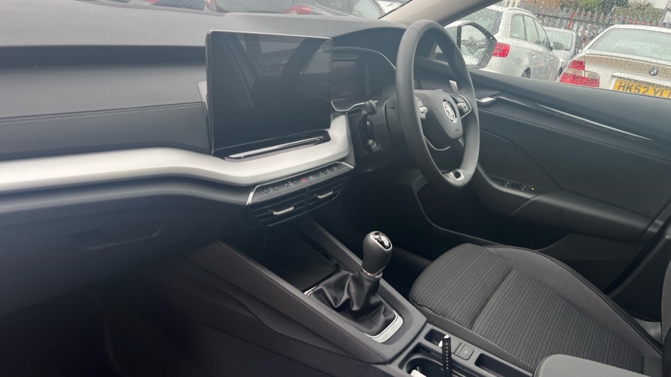 Used Skoda Octavia 2024 for sale - 76966816: Photo 2