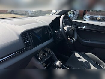 Used Skoda Karoq 2025 for sale - 76459105: Photo