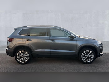 Used Skoda Karoq 2024 for sale - 76328297: Photo