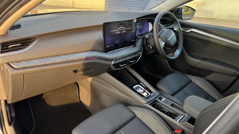 Used Skoda Octavia 2025 for sale - 76130623: Photo 2