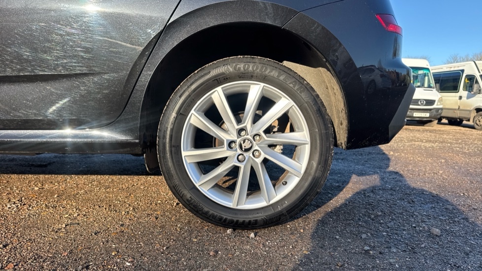 Used Skoda Kamiq 2025 for sale - 76873136: Photo 19