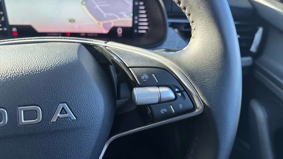 Used Skoda Kamiq 2025 for sale - 76873136: Photo 41