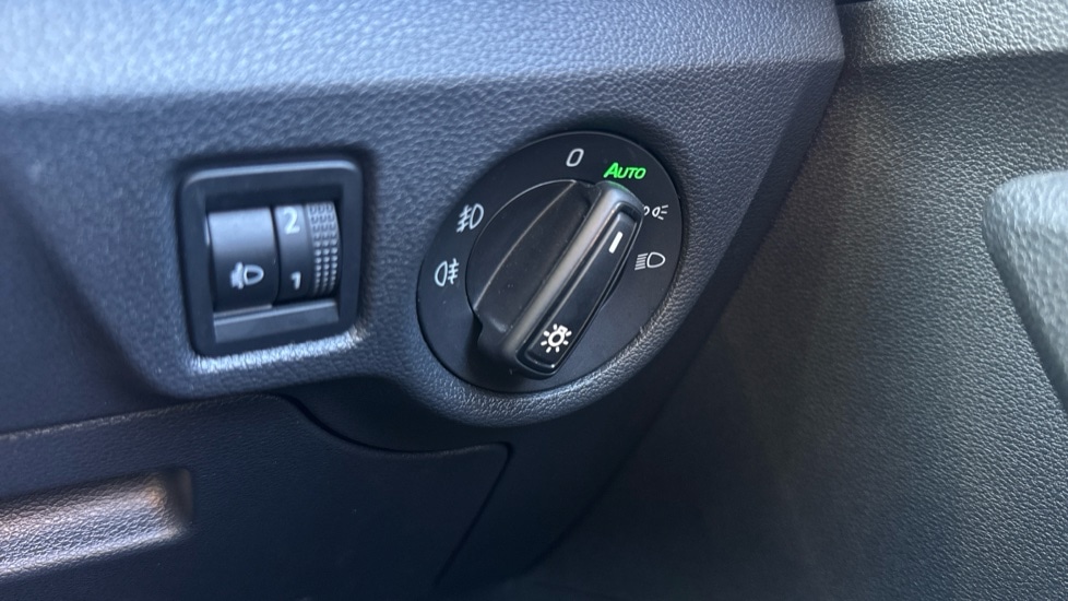 Used Skoda Kamiq 2025 for sale - 76873136: Photo 43