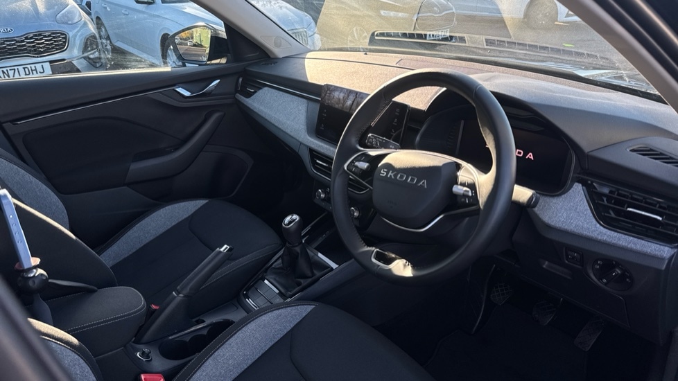 Used Skoda Kamiq 2025 for sale - 76873136: Photo 6