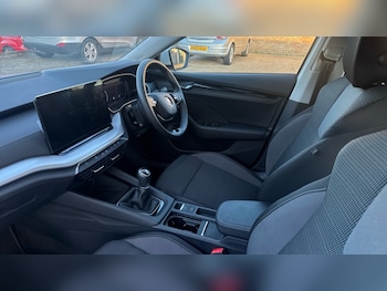 Used Skoda Octavia 2024 for sale - 77052673: Photo